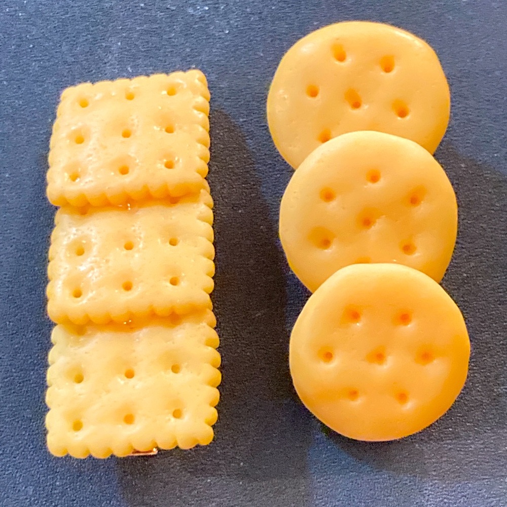 Hair clips-Soda crackers and ritz-like crackers hair accessories